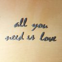 Ver imagem 2 de Adorno De Parede All You Need Is Love - Quadro / Frase 70cm comprimento - Toque 3D: Cinza