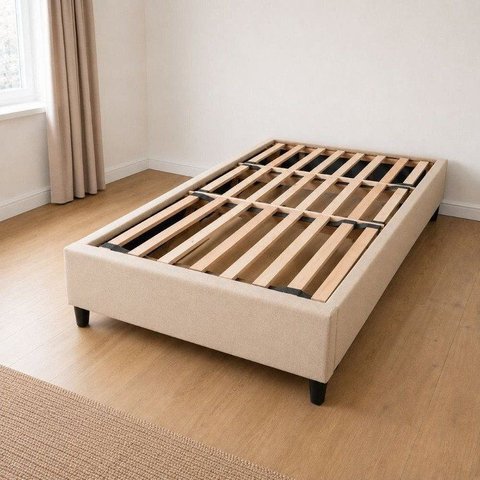 Cama Box Casal 138 x 188cm, 100% Madeira, Tecido Blindado com Veludo Bege