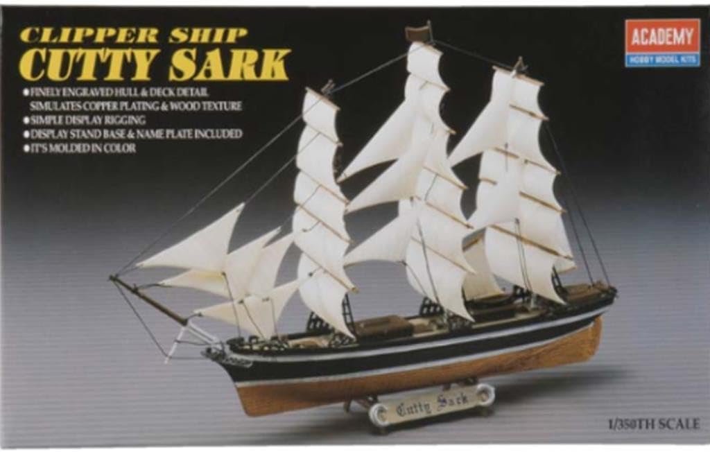 Academy Cutty Sark 1/350 - Kit de Modelo com Detalhes e Suporte - 2