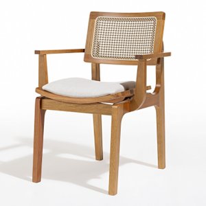 Cadeira de Madeira Vik Preta Encosto Tela Sextavada Assento Estofado com Braço