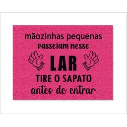 Tapete Mãozinhas Pequenas Passeiam Nesse Lar Tire Os Sapatos Antes de Entrar - 1