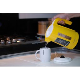 Chaleira Jarra Elétrica Thermo One Amarela CEL384 - Modelo novo design - 2