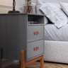 Mesa de Cabeceira Mini Cômoda 2 Gavetas Sonetto com Puxador em Couro - Cinza - 6