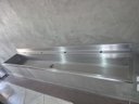 Ver imagem 4 de Lavatório Coletivo com Bancada para 4 Torneiras 1,80m - Construinox