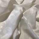 Ver imagem 3 de Toalha de Mesa 4 Lugares Luxo Jacquard Pérola 1,40x1,40 para Sala de Jantar Bz Home Decor