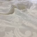 Ver imagem 5 de Toalha de Mesa 4 Lugares Luxo Jacquard Pérola 1,40x1,40 para Sala de Jantar Bz Home Decor