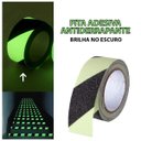 Ver imagem 2 de Fita Antiderrapante 5 Metros Fluorescente Brilha no Escuro Escadas Degraus Chao Segurança
