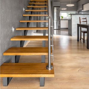 Degrau de Escada em Madeira Tauari: 30x100x3,5
