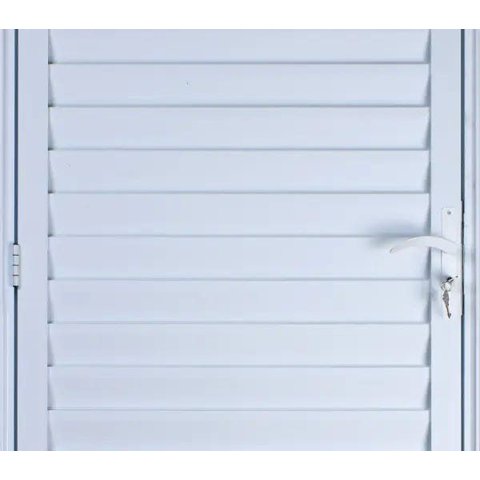 Porta de Aluminio Palheta Ventilada Esquerda Linha Premium:2,10 X 0,80/branco