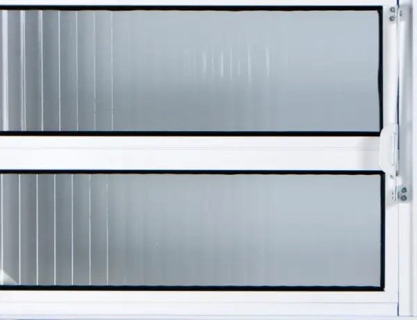 Vitro Basculante de Alumínio 0,60 x 0,80 Linha All Modular Cor Branco - 3