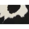 Tapete de couro de boi. Pele bovina natural. L 1,70 x C 1,80 m. Preto e branco. P1639 - 4