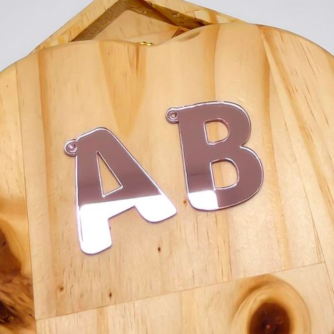 Kit 10 Chaveiro Letras Acrílico Espelhado Iniciais 3x2,5cm