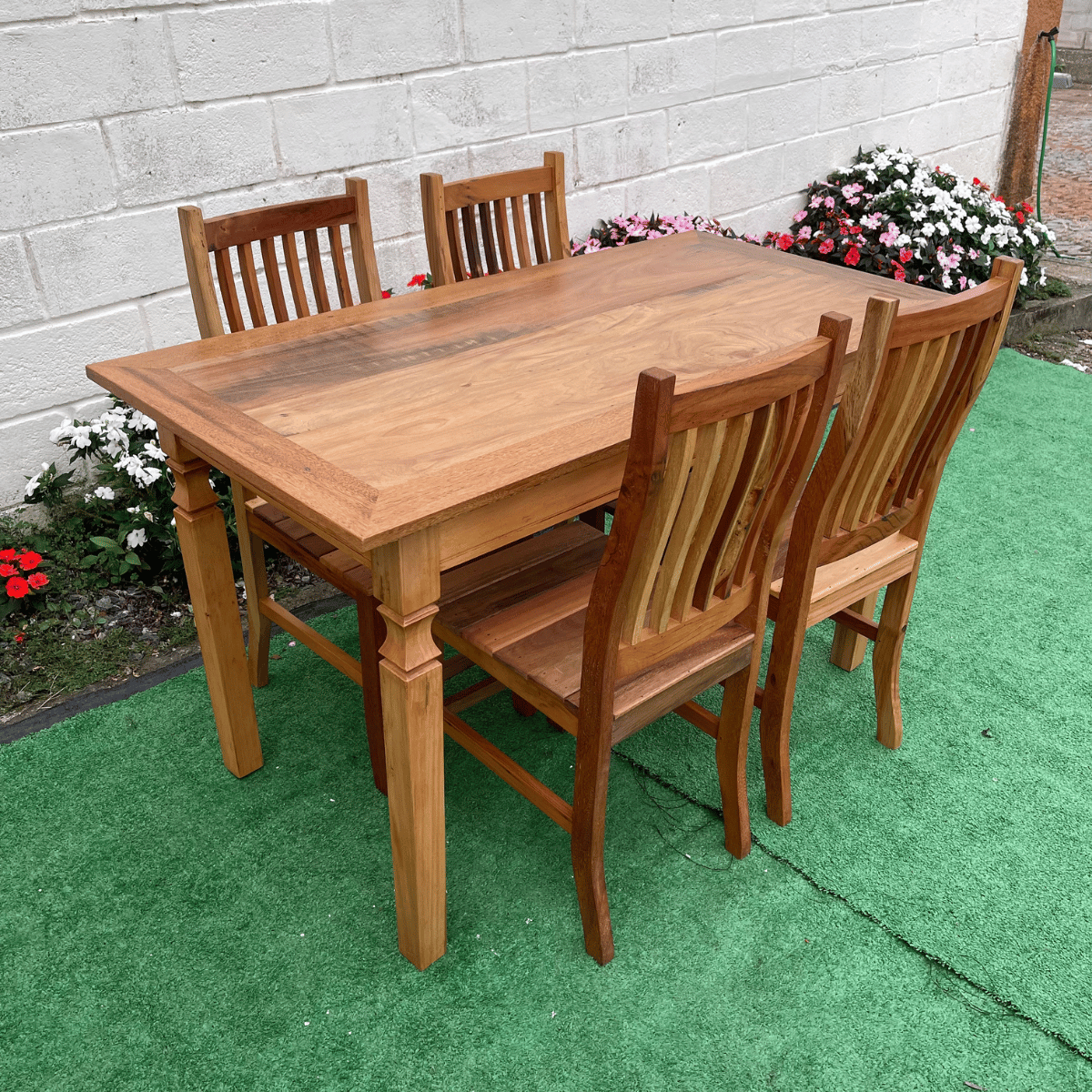 Mesa em Madeira de Demolição 1,40x 0,70 com 4 Cadeiras Anatômica Sudeste Rustico - 4