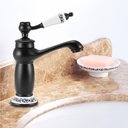 Ver imagem 2 de Torneira Luxo Quente/Frio Preta Detalhes Porcelana Retrô