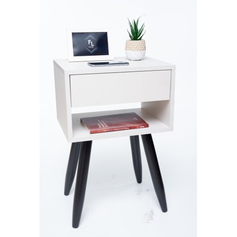 Mesa De Cabeceira Retro 40cm OFF WHITE Pé Palito MARROM ESCURO ENVIO MONTADA