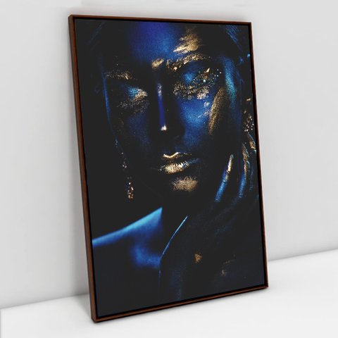 Quadro Decorativo Mulher Azul em Tela Canvas Tacolado Moldura Flutuante 4,5cm Madeira 80 X 120cm