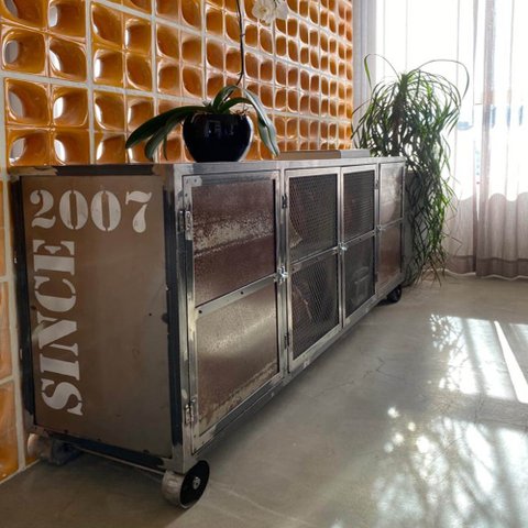 Balcão Buffet Broadway - Estilo Industrial em Ferro Seu Bento Mobilia