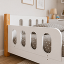 Ver imagem 7 de Cama Infantil Montessoriana Melissa Completa Branca com Colchão, Grade e Luminária LED