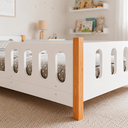 Ver mais imagens de Cama Infantil Montessoriana Melissa Completa Branca com Colchão, Grade e Luminária LED