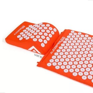 1 Kit de Relaxamento em Casa: Tapete e Travesseiro Acupress Brasil - Laranja