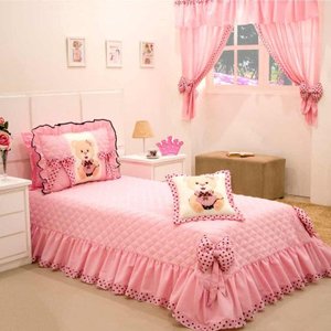 Kit Colcha Solteiro Ursinha Bordado com Almof. + Cortina 2,00M X 1,70M - Rosa