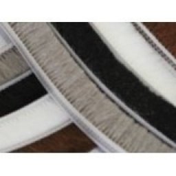 Veda fresta fita adesiva de vedação porta janela preta 5x7mm 50mts - 3 Veda fresta fita adesiva de vedação porta janela preta 5x7mm 50mts - 3