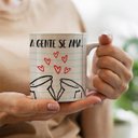 Ver imagem 3 de Caneca Flork a Gente Briga Mais Se Ama