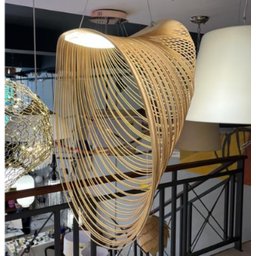 Pendente Madeira com Canopla em Aluminio e Detalhes em Acrilico - Luciin - 1