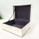 Ver imagem 4 de Caixa Decorativa Branca Cinza Courino 10x23x17cm Decoração