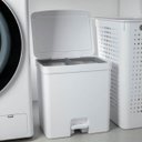Ver imagem 2 de Lixeira Coleta Seletiva com Pedal para Cozinha 20L Trium Duplo Compartimento OU Branco Fosco