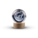 Ver imagem 1 de Luminária Abajur Globo Vidro Lobo Led Usb Enfeite Decorativo Esfera Vidro de 3d Base de Madeira