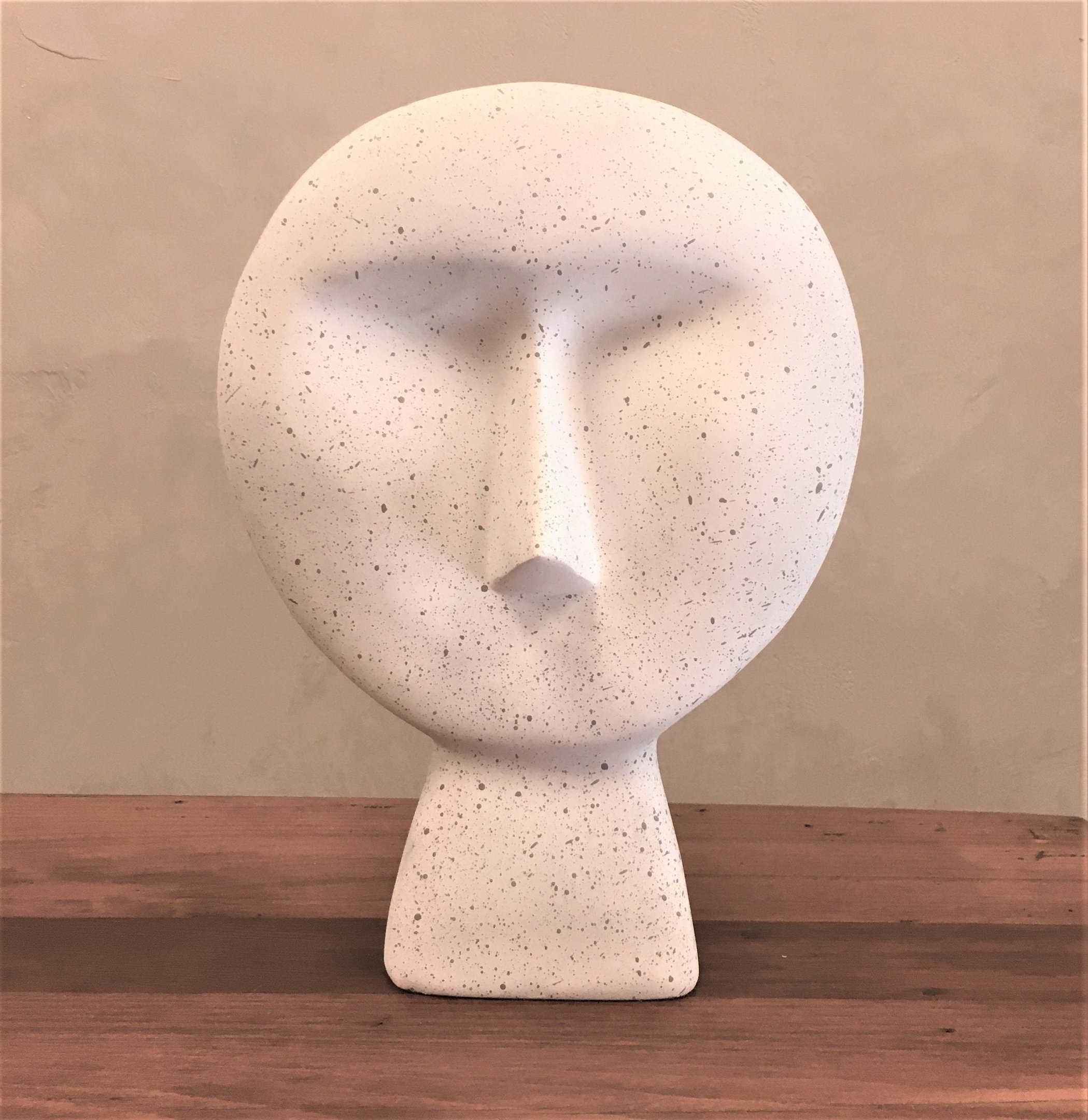 Vaso Em Resina Face Branco Modali Design - Unidade Redondo
