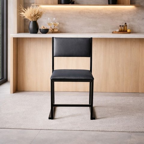 Cadeira Empilhável Preta Assento Estofado Preto