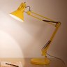 Luminária Grande Mesa Articulável Retrô Vintage Estudo Leitura Amarela com Garra LM1783 - Eluminária - 3