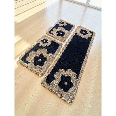 Jogo de Tapete de Cozinha 3 Peças Preto com Dourado Floral 3 Peças – 1,60 e 70 X 50cm Antiderrapante