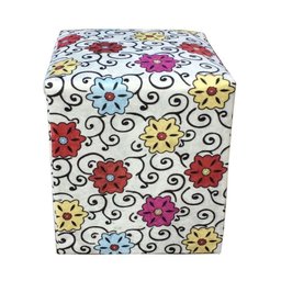 Kit 2 Puff Decorativo Dado Quadrado Estampado Floral Color D17 - 3 Kit 2 Puff Decorativo Dado Quadrado Estampado Floral Color D17 - 3