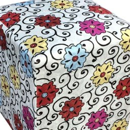 Kit 2 Puff Decorativo Dado Quadrado Estampado Floral Color D17 - 4 Kit 2 Puff Decorativo Dado Quadrado Estampado Floral Color D17 - 4