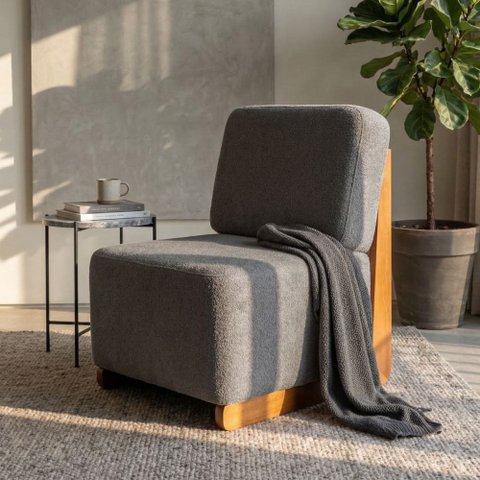 Poltrona Decorativa Rafaela Premium Base Madeira Moderna Sala Recepção Design Orgânico Bouclê - Mont