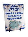 Ver imagem 2 de Porta Retrato Dia Das Mães Flores Azuis Decorativo em Azulejo 20 X 15 Cm Coleção Tea & Amor Azumae01