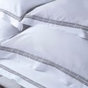 Ver imagem 3 de Jogo de Cama Casal 300 Fios Piazza - Marken Fassi Branco/cinza