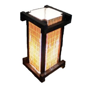 Abajur de Mesa Japonês Rústico com Telinha de Bambu para Sala ou Quarto, Feito de Madeira, Ideal Par