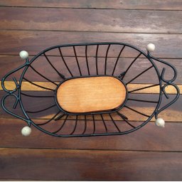 Fruteira de ferro e madeira oval rústica utilidade e decoração ideal para casas, restaurantes, hotei - 5