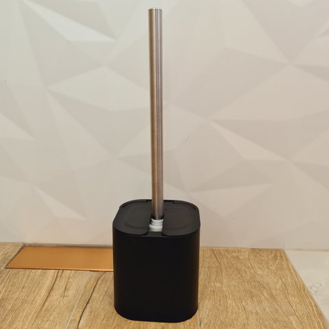 Escova Sanitária Preta Dual