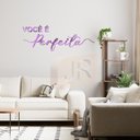 Ver imagem 1 de Espelho Decorativo Frase "você É Perfeita" Acrílico Rose Gold/ Dourado/ Prata/ Lilás