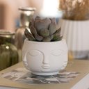 Ver imagem 2 de Vaso Decorativo Tarsila 10cm Artesanal em Cimento Branco