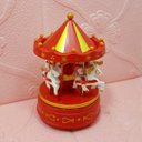 Ver imagem 2 de Carrossel Musical Enfeite Decoração Natalina À Corda de 17cm