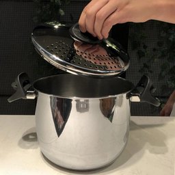 Espagueteira de Aço Inox Panela para Massa 5 Litros Escorredor Funciona em Fogão de Indução - 5