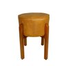Puff Banqueta Redondo Zoe Corino Caramelo Decorativo Base de Madeira - Arkell - 2