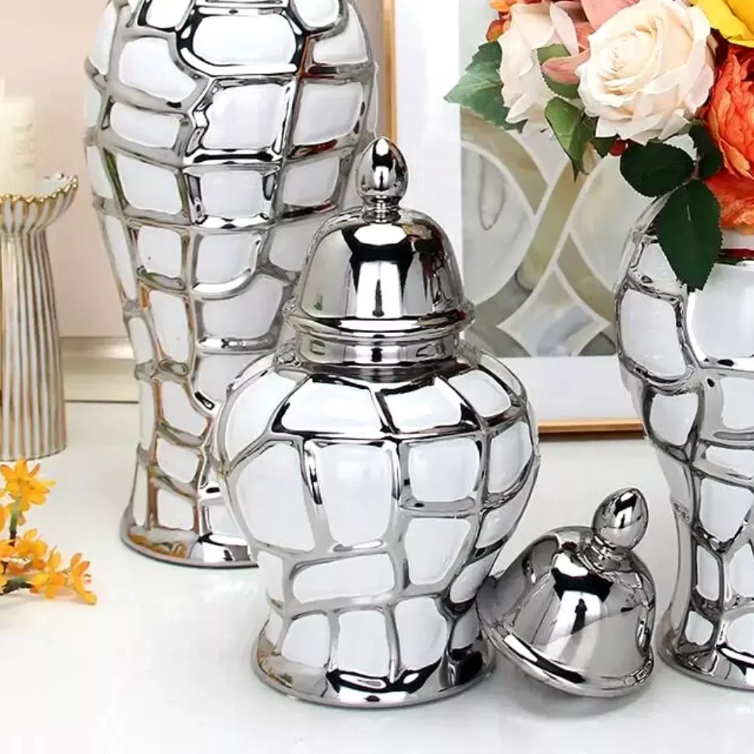 Vaso Decorativo Sala Branco Detalhes Prata Porcelana 32x17 - 4