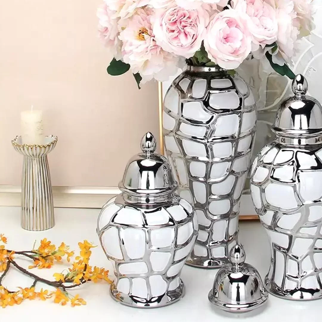 Vaso Decorativo Sala Branco Detalhes Prata Porcelana 32x17 - 5